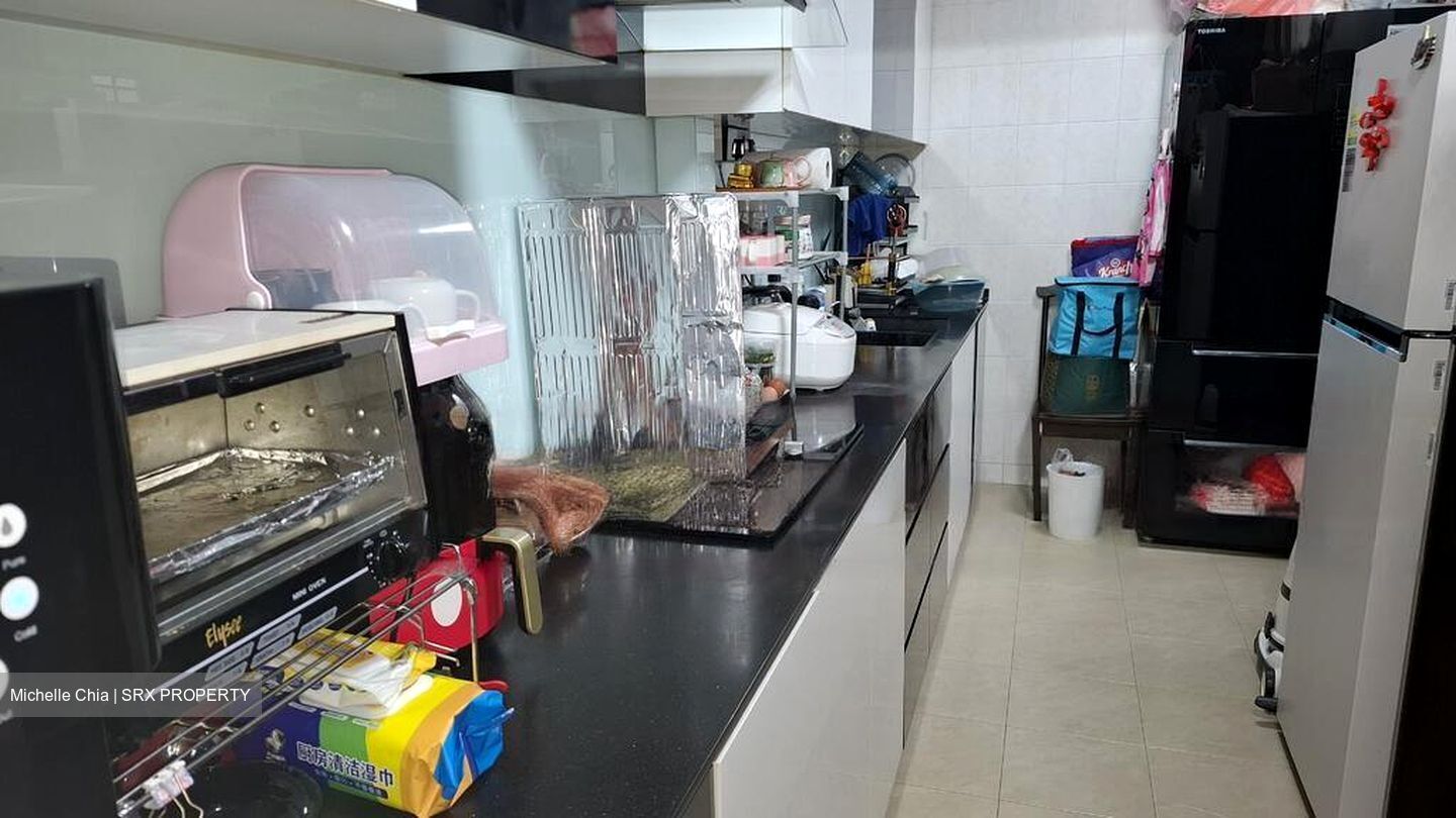 Blk 215 Lorong 8 Toa Payoh (Toa Payoh), HDB 5 Rooms #483893961